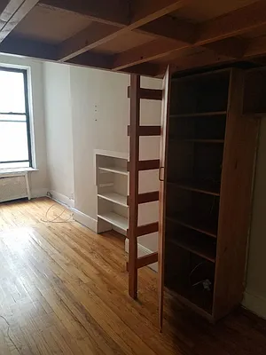 Rented by Keller Williams NYC | media 8