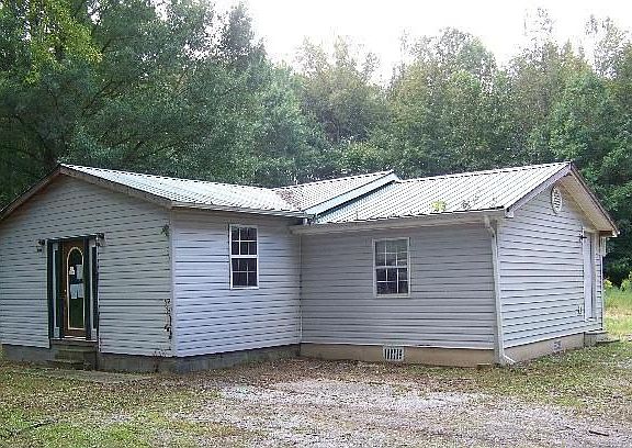 2nd image of 145 Prewitt Ln