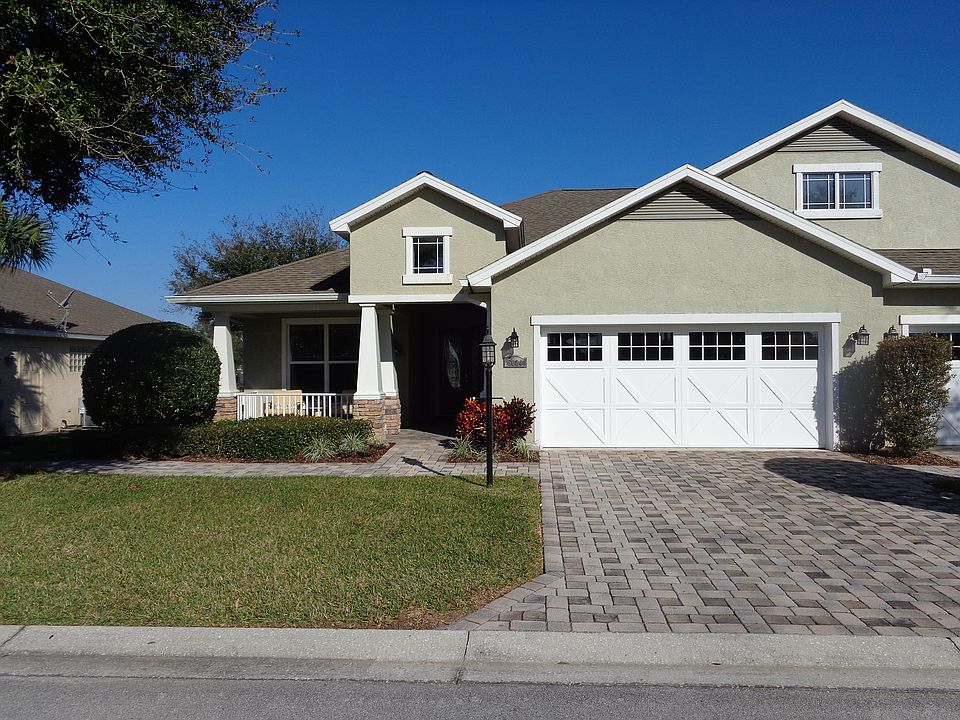 Front view of the villa