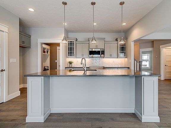2nd image of 3866 Scoria St