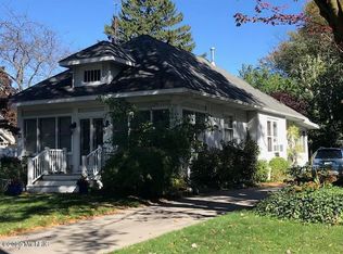 1012 S Despelder St, Grand Haven, MI 49417
