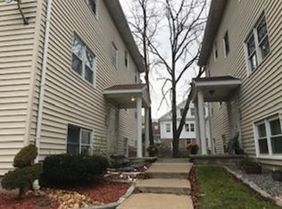 30 Woodbine Pl #1, Fall River, MA 02720