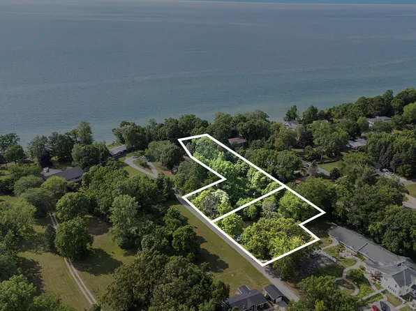 1574 N M 63, Benton Harbor, MI 49022