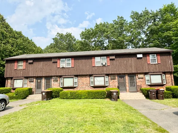 799 S West St #D, Feeding Hills, MA 01030