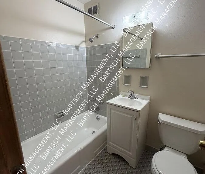 4311 S 71st St #1 — Photo 10