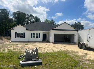 535 Orchard Creek Dr, Richlands, NC 28574