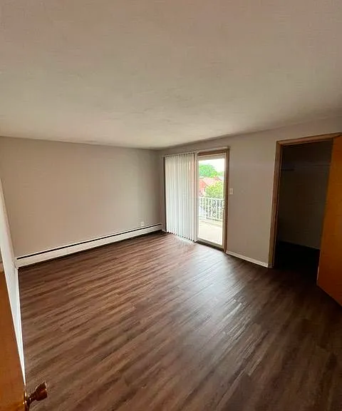 20550 Detroit Rd #8 — Photo 4