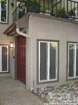 4th image of 8000 Donore Pl