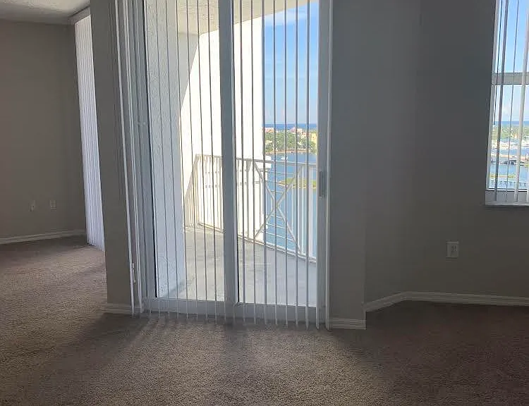 255 Evernia St #1406 — Photo 9