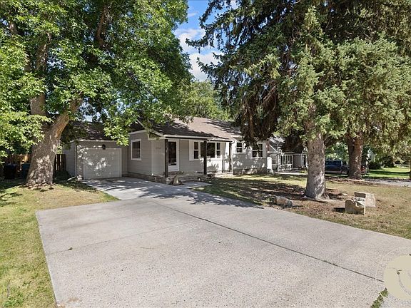 2nd image of 2723 Arvin Rd