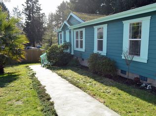 827 Ransom Ave #C, Brookings, OR 97415