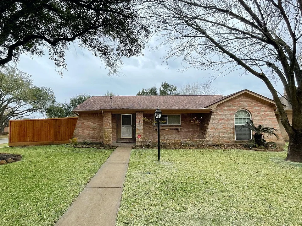 21603 Park Wind Ct
