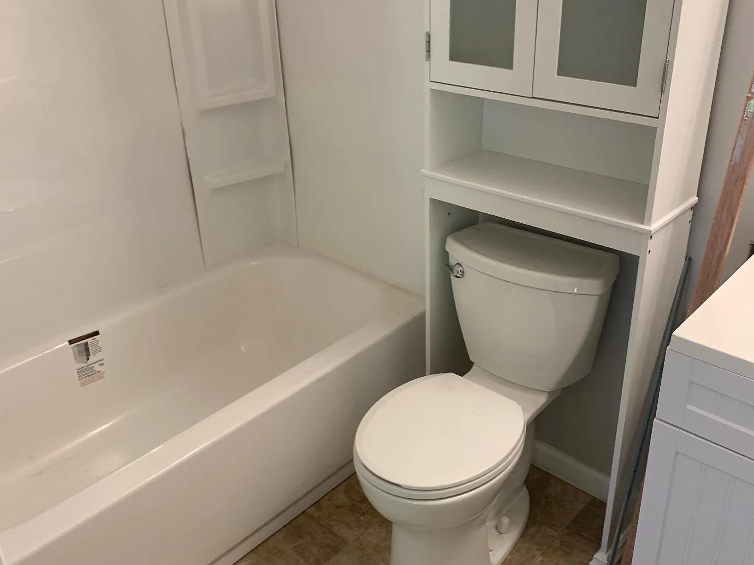 1 bed, 1000 sqft, $1,100 — Photo 4