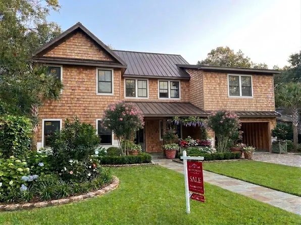 933 McCants Dr, Mount Pleasant, SC 29464