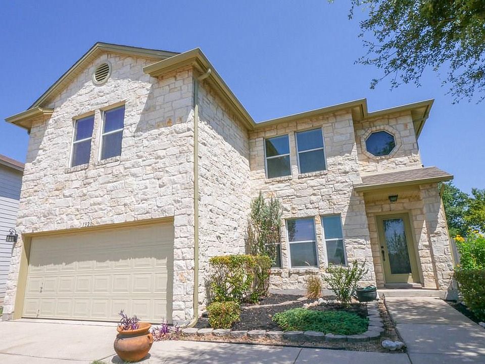 1st image of 1321 Deerhound Pl