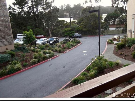 3rd image of 349 Philip Dr APT 201