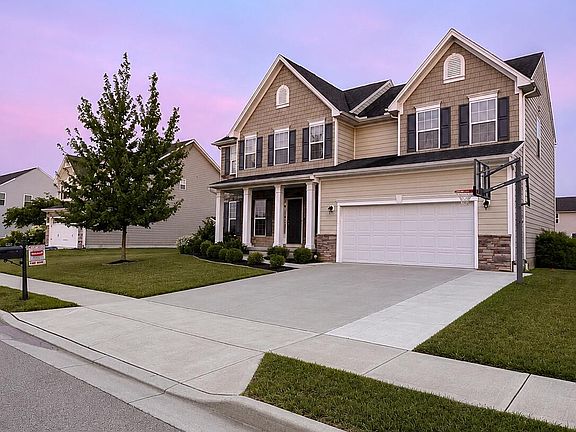 5th image of 1144 Red Maple Dr