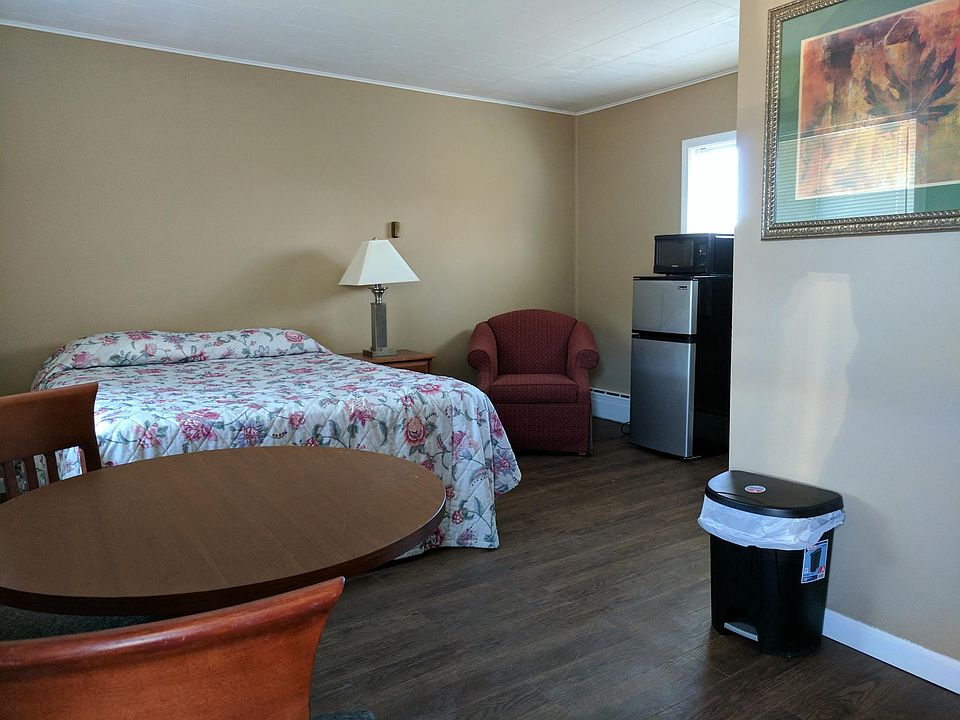 2nd image of 875 Highway 3 N #12