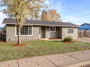 1840 W Harrison Ave, Cottage Grove, OR 97424