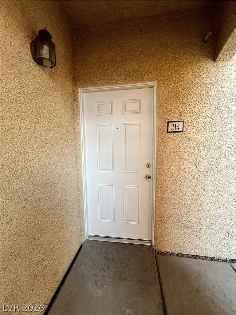 2 bed, 2.0 bath, 1160 sqft, $1,525 — Photo 1