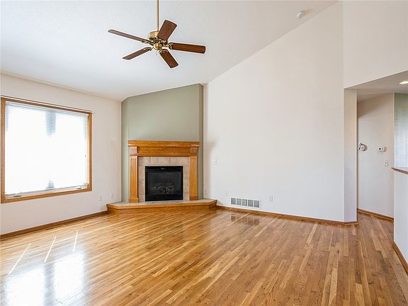 3rd image of 312 N 15th St