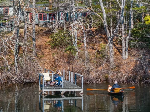 207 Crystal Lake Rd, Barnstable, MA 02630