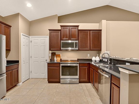 5th image of 1448 Attilburgh Blvd