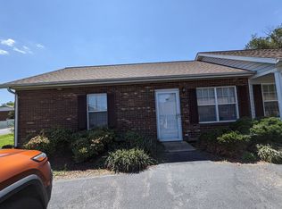 137 24th St NW, Hickory, NC 28601
