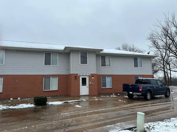 1000 Edgewater Dr, Pekin, IL 61554