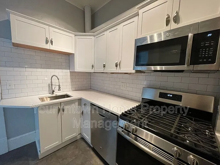 766 Saint Charles Ave NE #2 — Photo 9