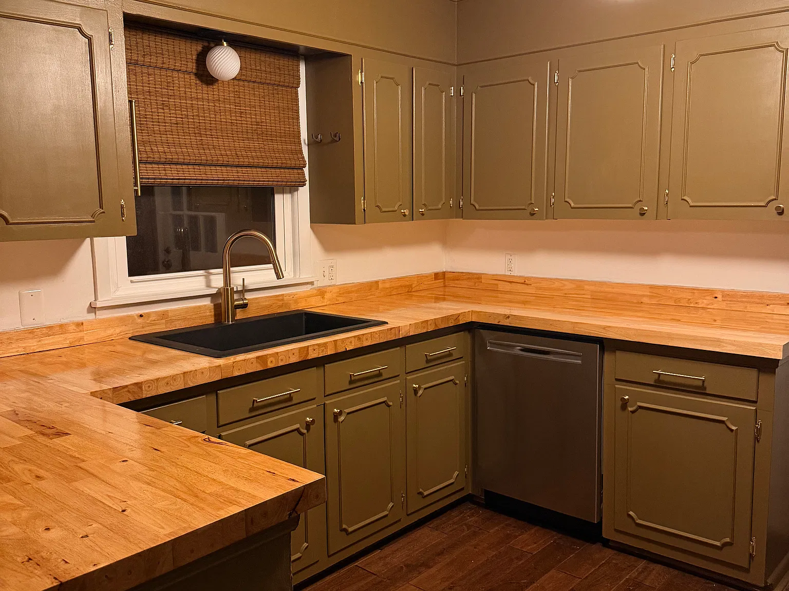 3 bed, 1822 sqft, $2,500 — Photo 3