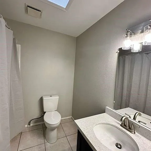 900 E Dallas Ave #17 — Photo 18