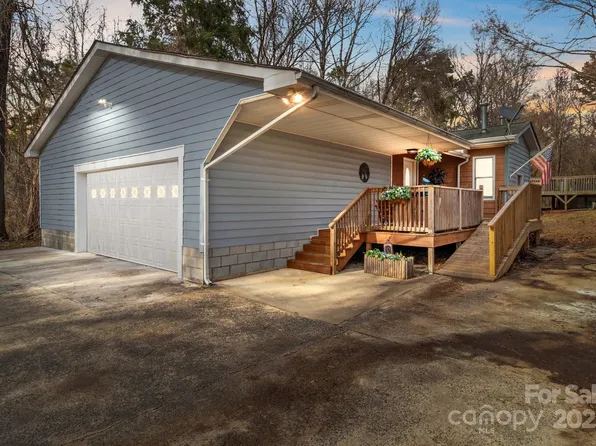 1721 Gold Hill Rd, Concord, NC 28025