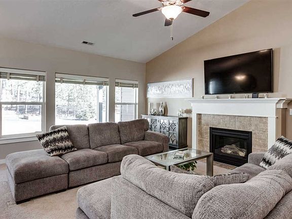 3rd image of 7013 E Fairmont Ln