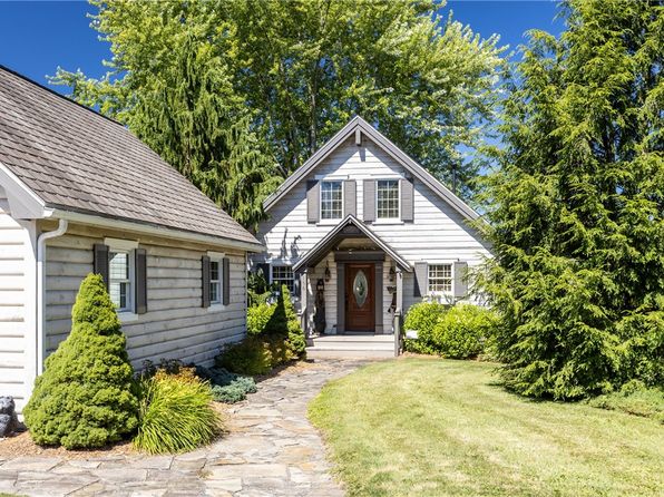156 Latonka Dr, Mercer, PA 16137