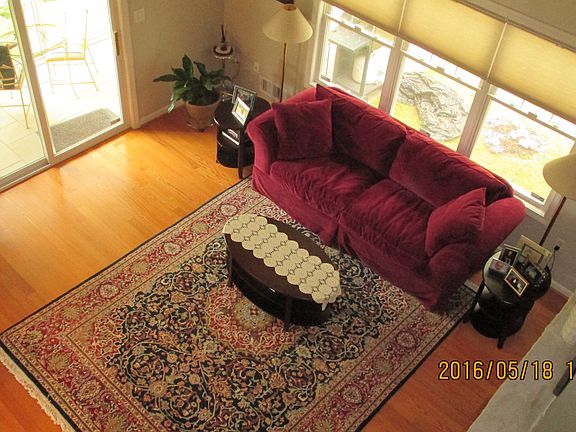 view of living rm from loft