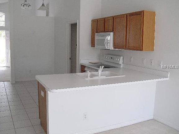 5th image of 2903 Butterfly Landing Dr