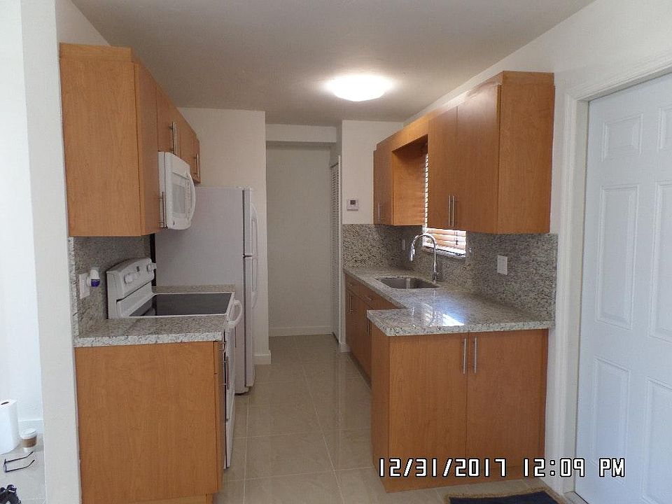 1st image of 2312 Van Buren St APT 11