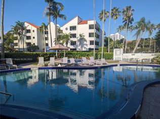 21085 NE 34th Ave APT 305-1, Aventura, FL 33180