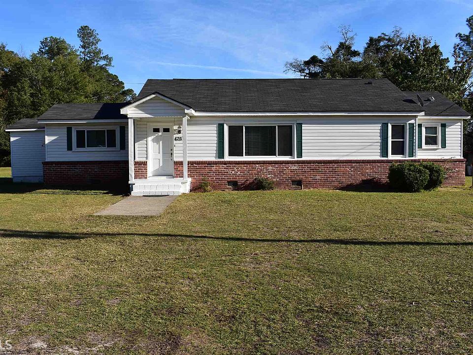 1st image of 426 Hillcrest St