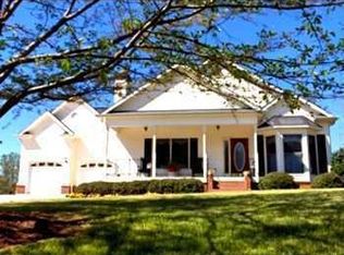 195 Haywood Hls, Clarkesville, GA 30523