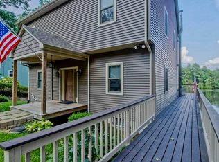 105 Sandy Beach Rd, Holland, MA 01521