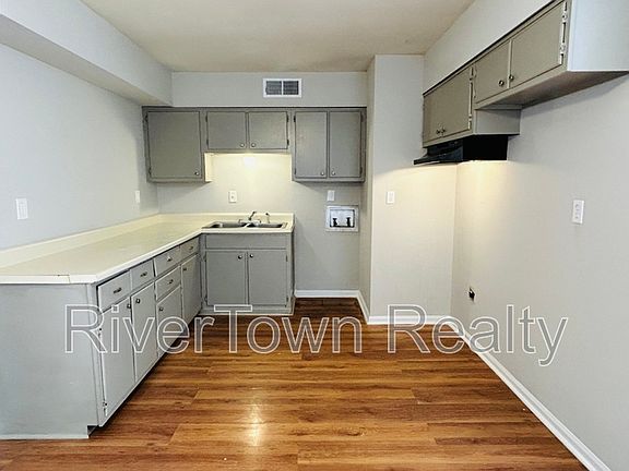 3rd image of 4300 Elmridge St