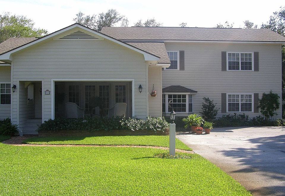 1st image of 901 Royal Palm Blvd
