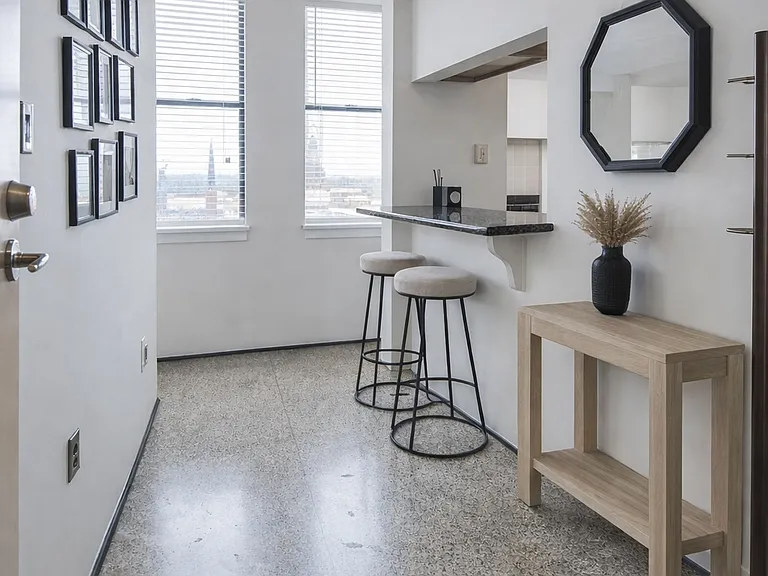 700 Church St #801 — Photo 4