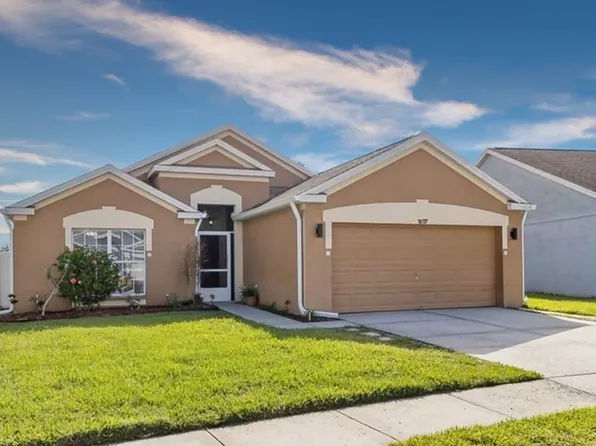 18137 Leafwood Cir, Lutz, FL 33558