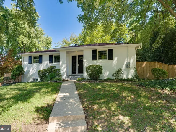 3833 Denfeld Ave, Kensington, MD 20895