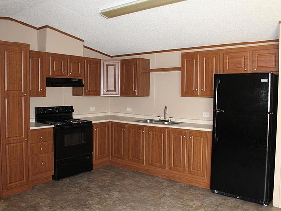 3rd image of 930 W Expressway 83 #267