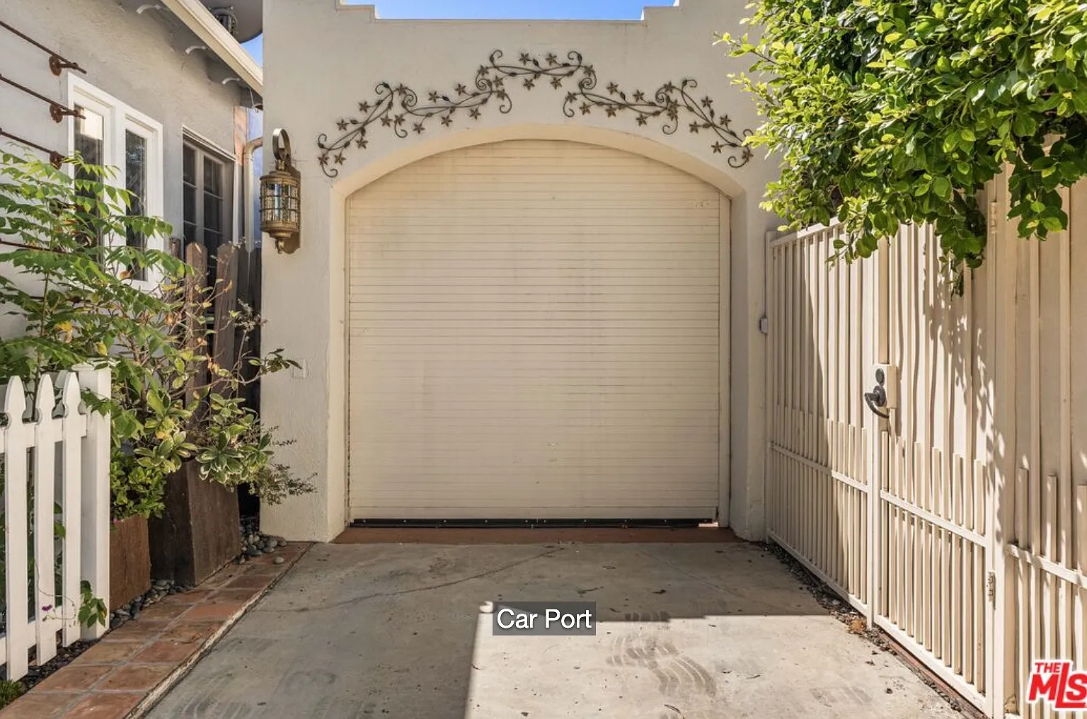 2 bed, 1091 sqft, $12,000 — Photo 3