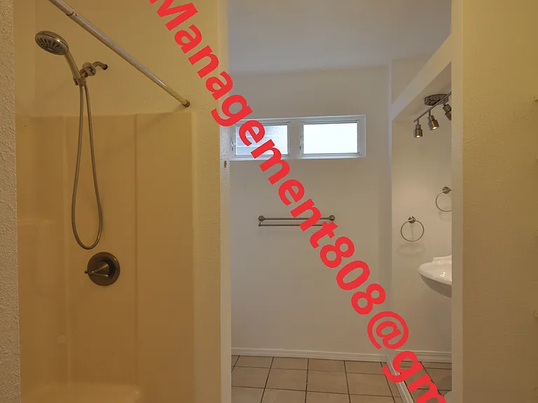 2530 Pacific Heights Rd — Photo 9